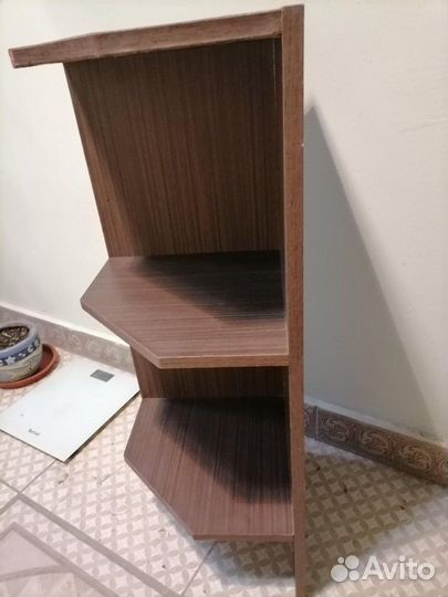 Полка угловая напольная