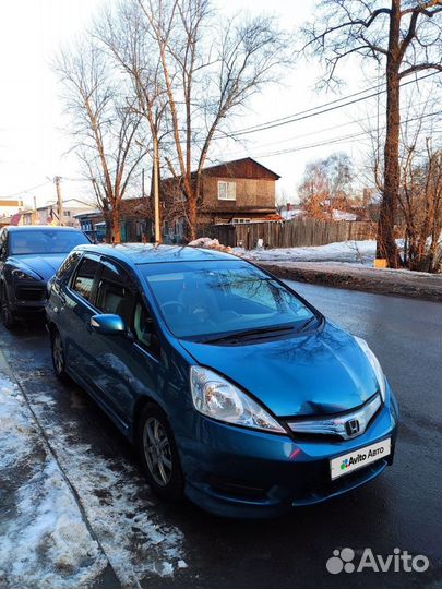 Honda Fit Shuttle 1.3 CVT, 2011, 145 300 км