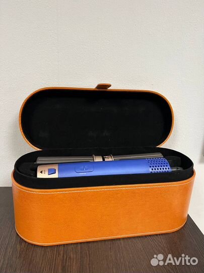 Стайлер dyson в кейсе синий