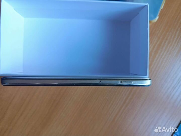 Телефон Alcatel onetouch idol 3