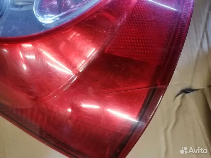 Фонарь задний левый Рено Сандеро