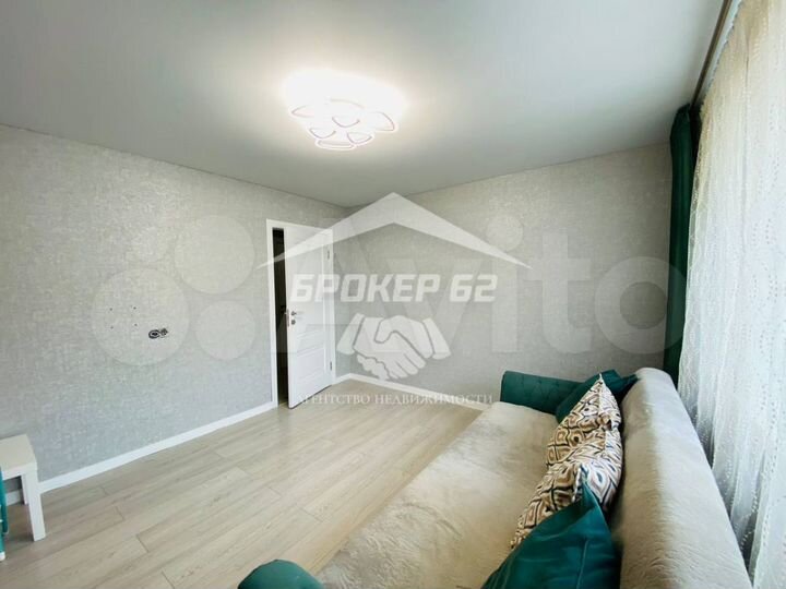 3-к. квартира, 79,8 м², 8/10 эт.