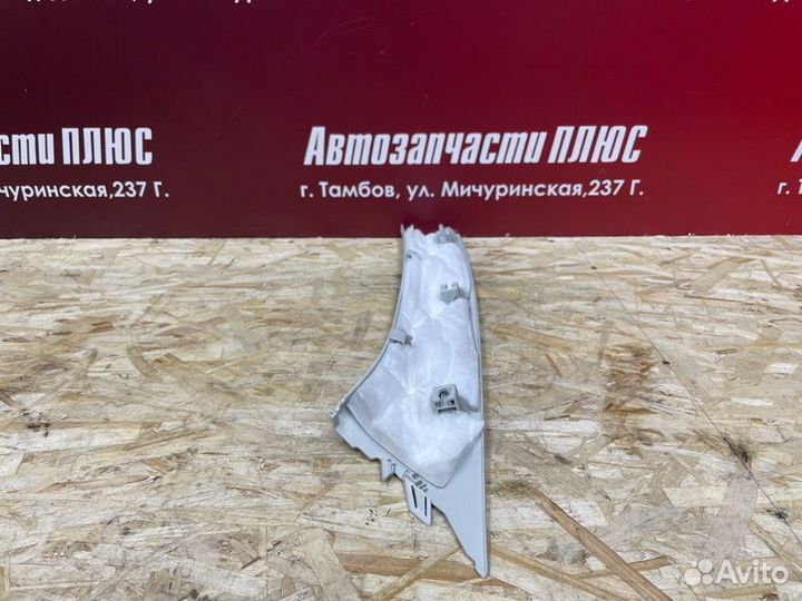 Обшивка стойки передняя правая LADA Vesta