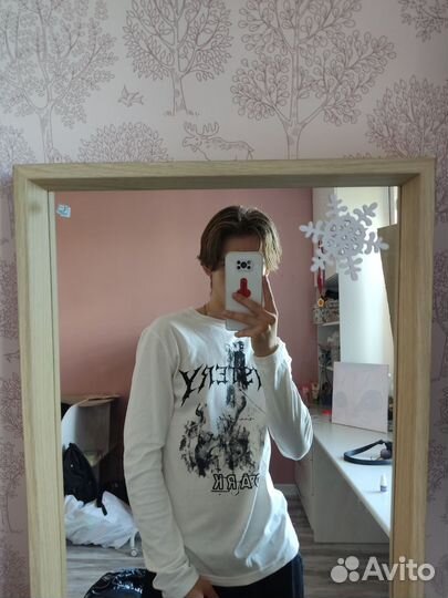 Лонгслив белый