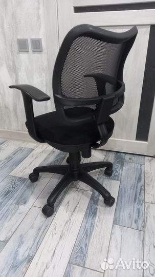 Компьютерное кресло