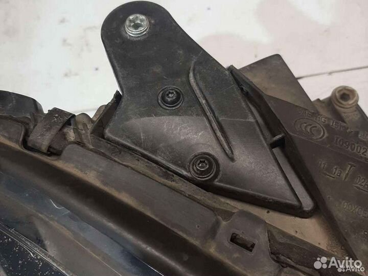 Фара правая мерседес с204 рест