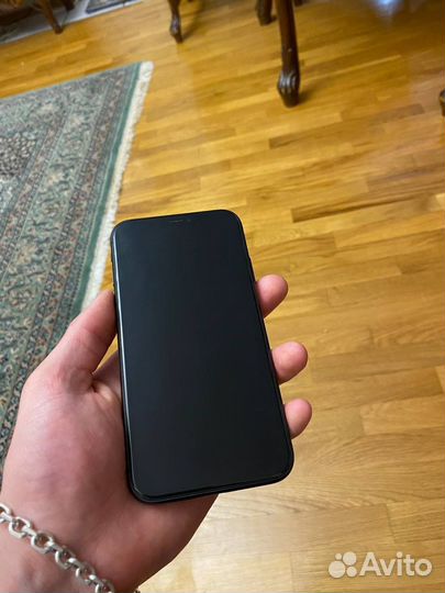 iPhone 11