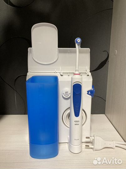 Ирригатор Oral b