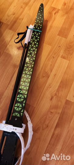 Лыжи, длина 140 см