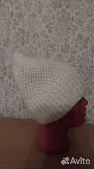 Шапка женская вязаная из пряжи ангоры кролик