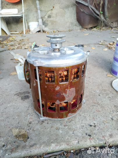 Электродвигатель +конденсатор