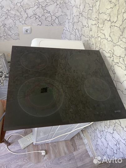 Электрическая варочная панель 4 конфорки