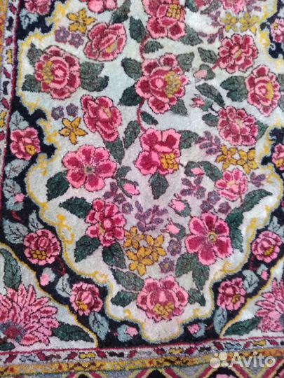 Ковер ручной работы