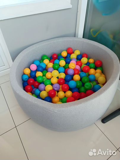 Сухой бассейн с шариками 100*40
