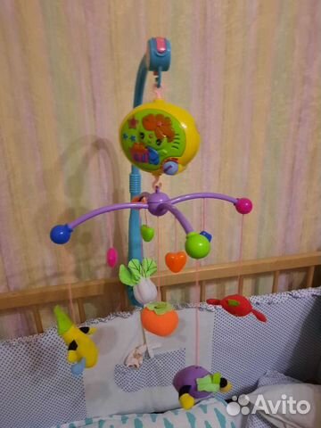 Мобиль на детскую кроватку