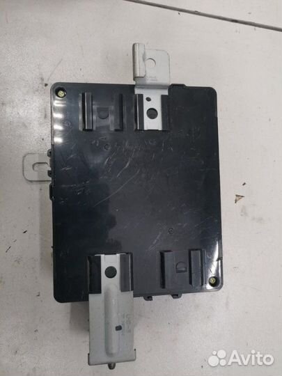 Блок управления бортовой сети Hyundai Sonata 6