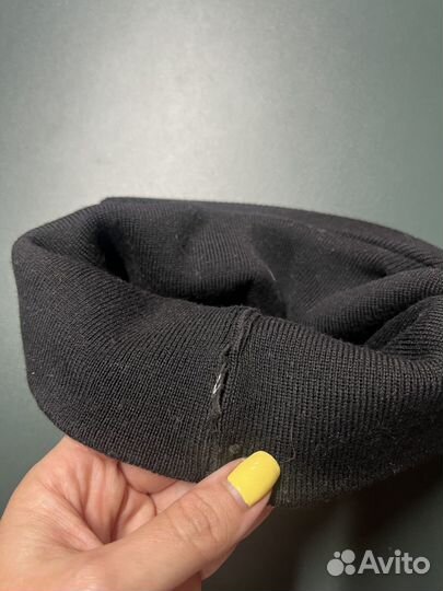 Стильная шапка унисекс