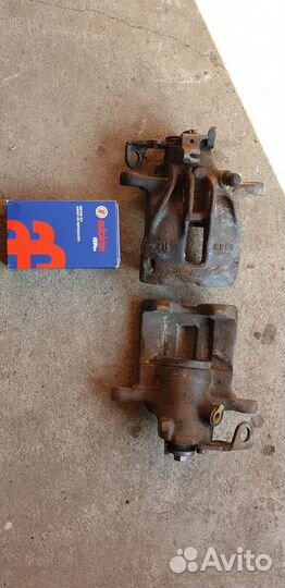 Суппорта задние VW Transporter 4