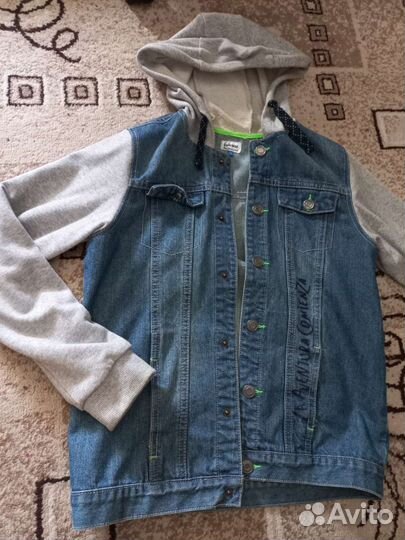 Джинсовая куртка для мальчика