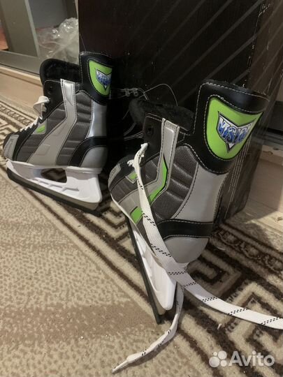 Коньки хоккейные action senhai