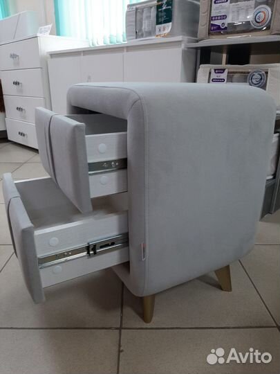 Тумба прикроватная 