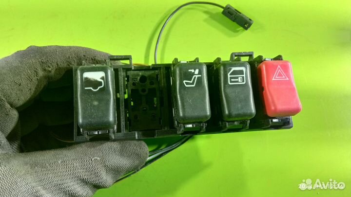 Блок кнопок для Mercedes-Benz W140