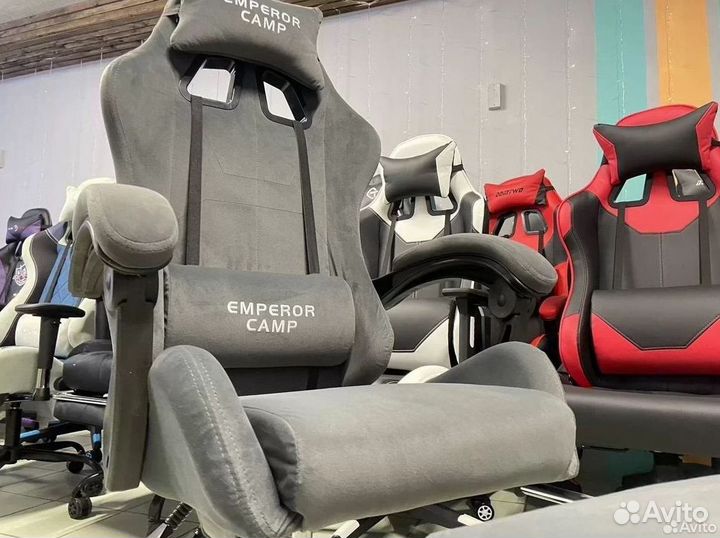 Компьютерное офисное кресло с массажем (новые)