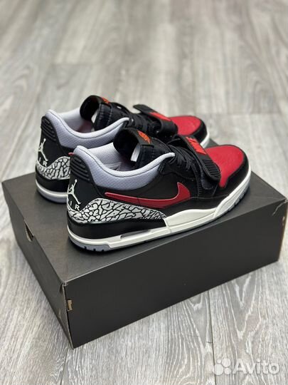 Кроссовки Nike air Jordan