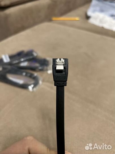 Кабель SATA 3