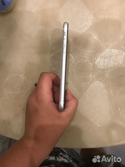 Телефон iPhone хр