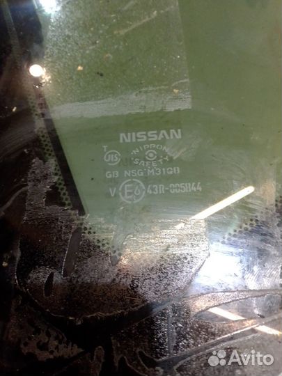 Стекло кузовное глухое левое (Nissan Note)