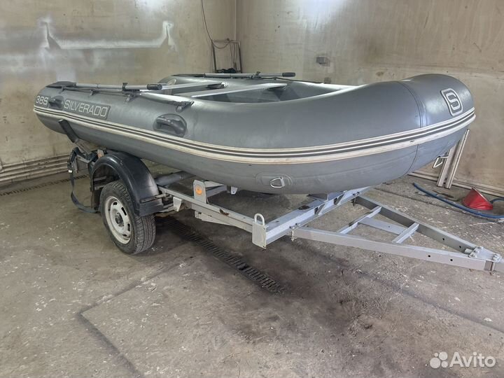 Лодка Silverado 380