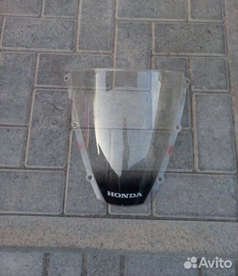 Продам стекло на мотоцикл хонда свр 600 рр