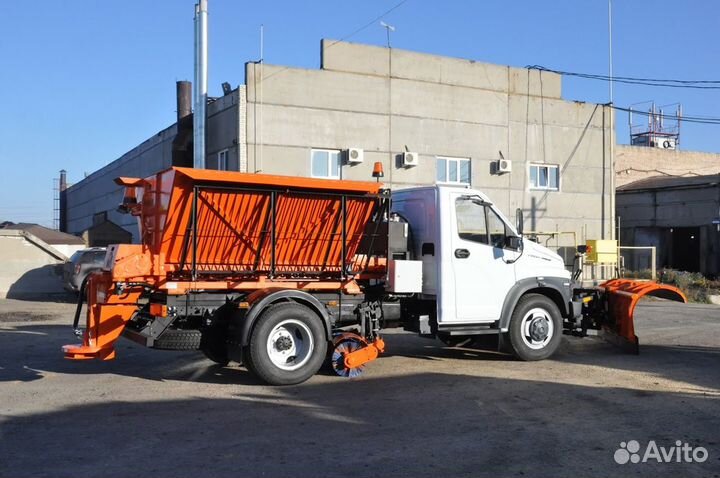 Комбинированная дорожная машина Газ-Next