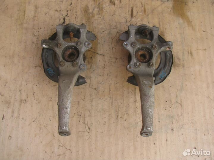 Ступица поворотный кулак Lexus GS300 IS250 Crown