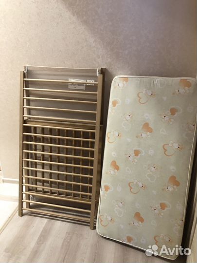 Продам кровать IKEA с матрасом