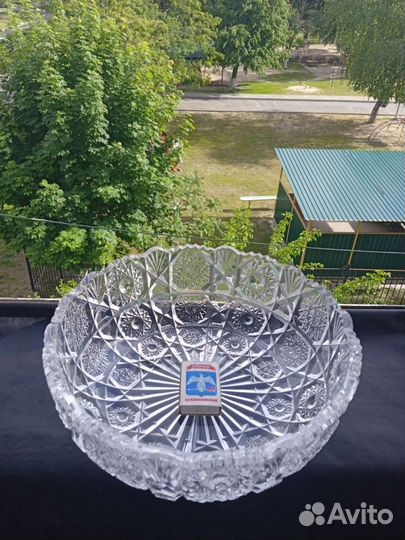 Вазы, графин, кувшин