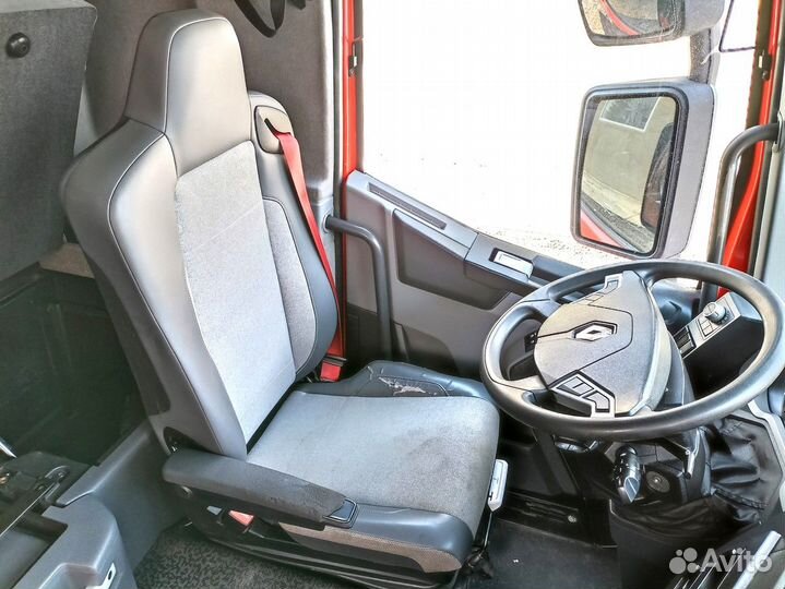 7482617348 Сиденье водительское пневматическое