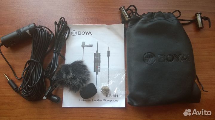 Продам петличный микрофон boya BY-M1