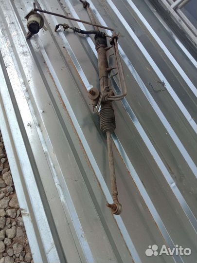 Рулевая рейка и рулевой колонка