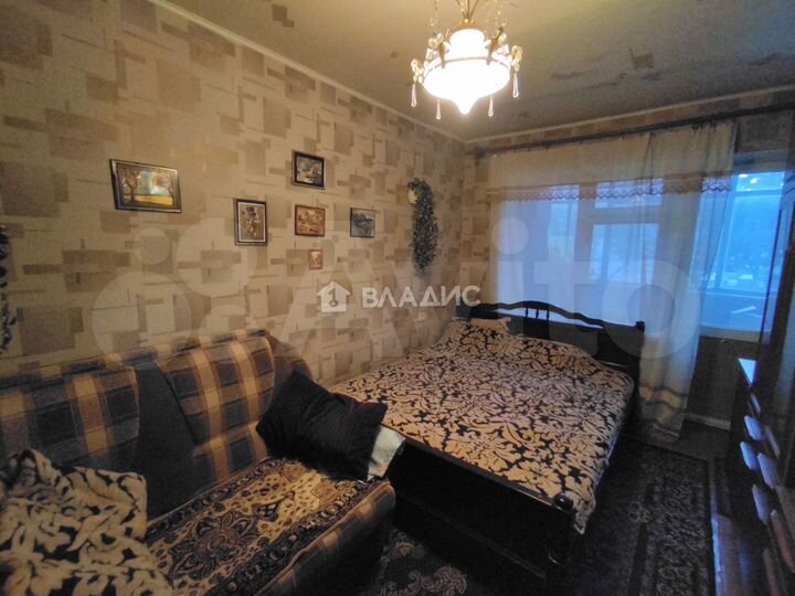 3-к. квартира, 55 м², 2/5 эт.