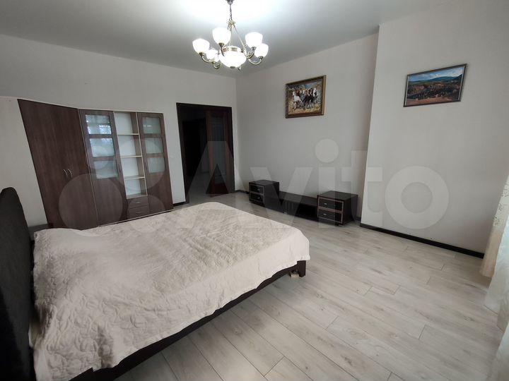 2-к. квартира, 73,8 м², 9/24 эт.