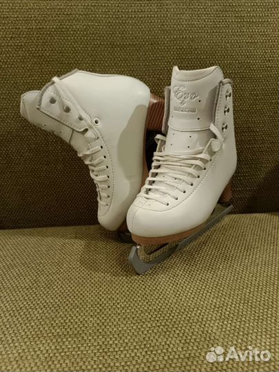 Коньки детские фигурные 32,5 jeckson ultima evo