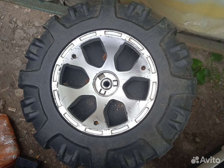 Колёса б/у для детских электромобилей