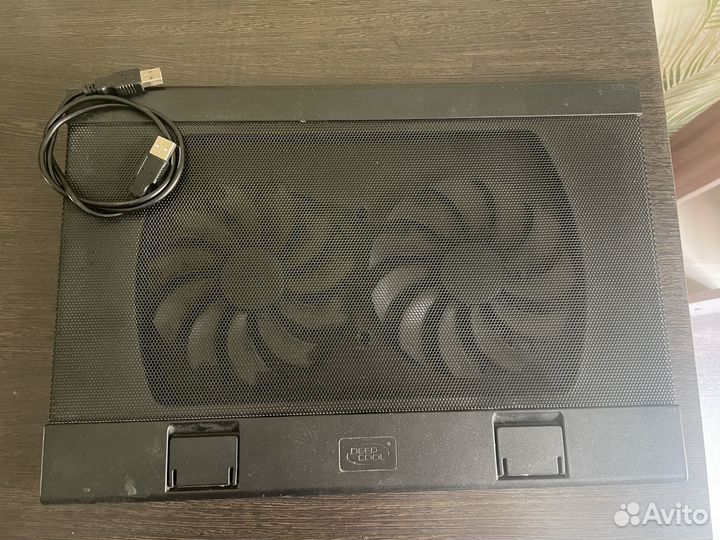 Подставка с охлаждением для ноутбука