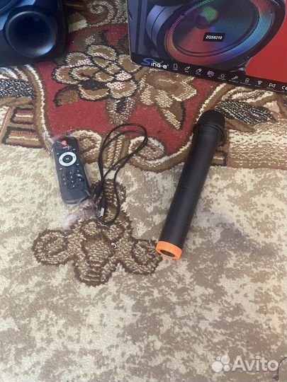 Мощная колонка с караоке и радио