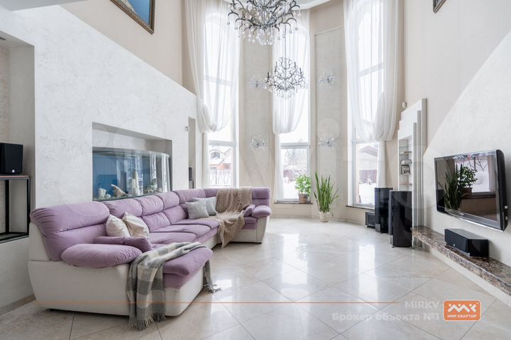 Дом 330 м² на участке 13,6 сот.