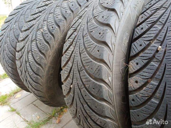 Goodyear UltraGrip Extreme 195/65 R15 91T