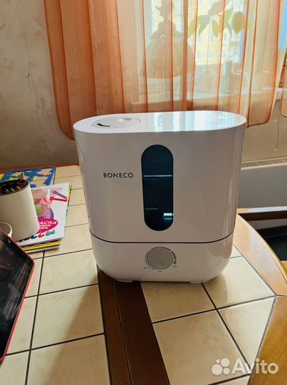 Увлажнитель воздуха Boneco c подсветкой