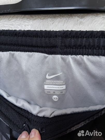 Шорты женские nike